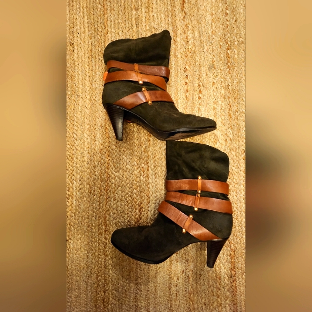 REBECCA MINKOFF iconic pirate booties